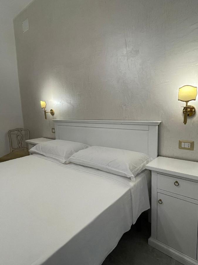 La Casa In Centro Hotel Salerno Luaran gambar
